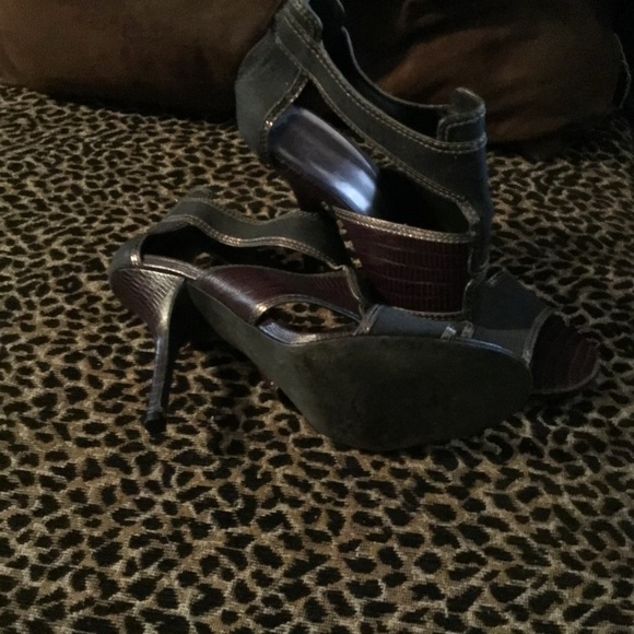 Tory Burch Denim Sandals - Picture 2 of 4